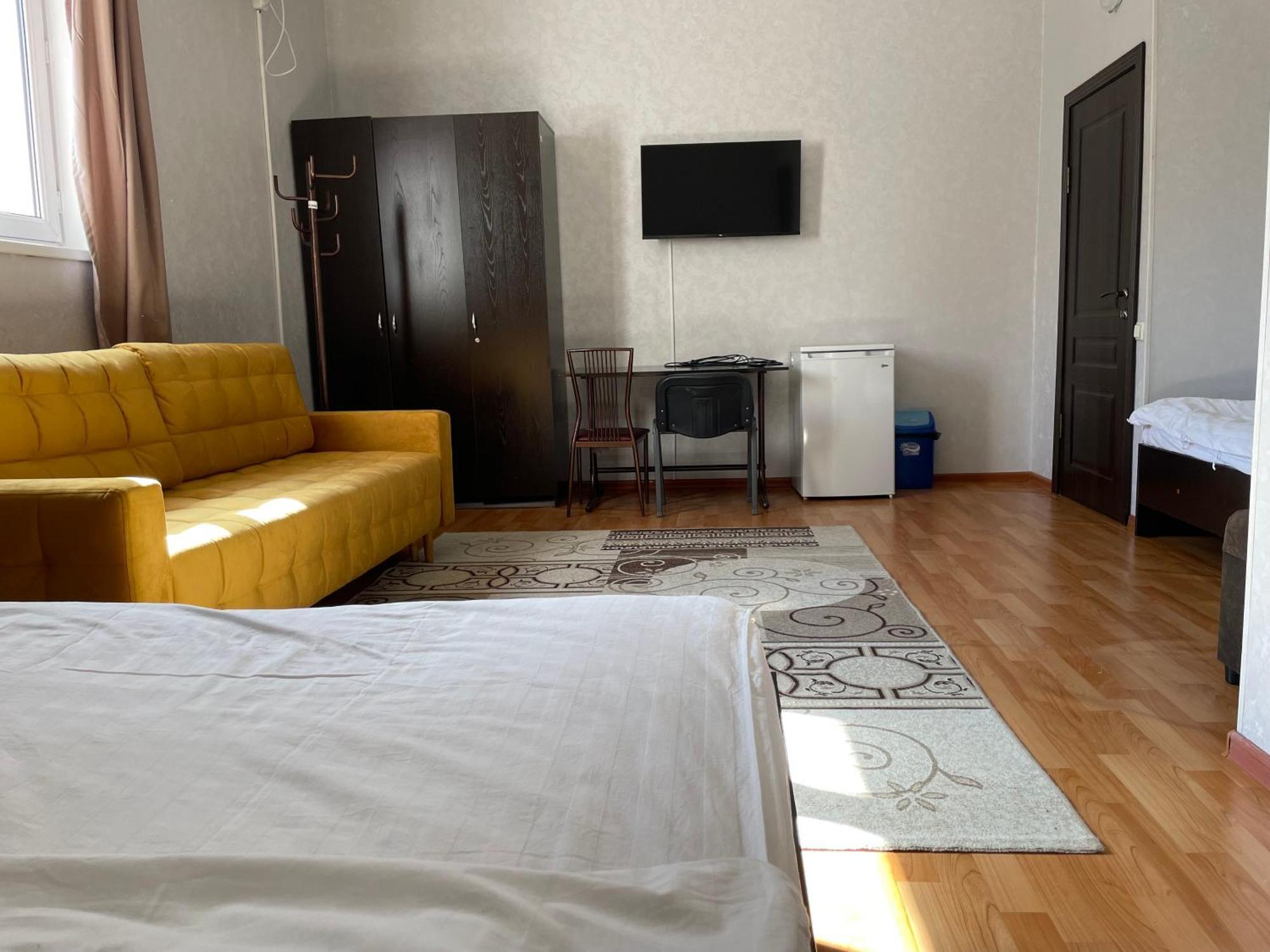 Hostel Fiveseasons Ałma Ata Zewnętrze zdjęcie